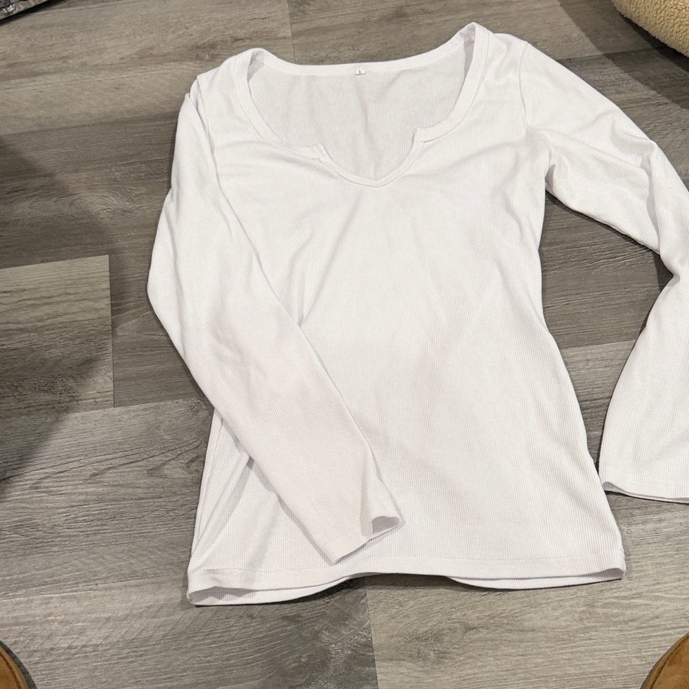 Amazon White Long Sleeve Scoop Neck Ribbed Tee